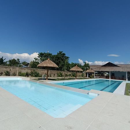 Treeshade Resort & Spa Moalboal Exterior photo