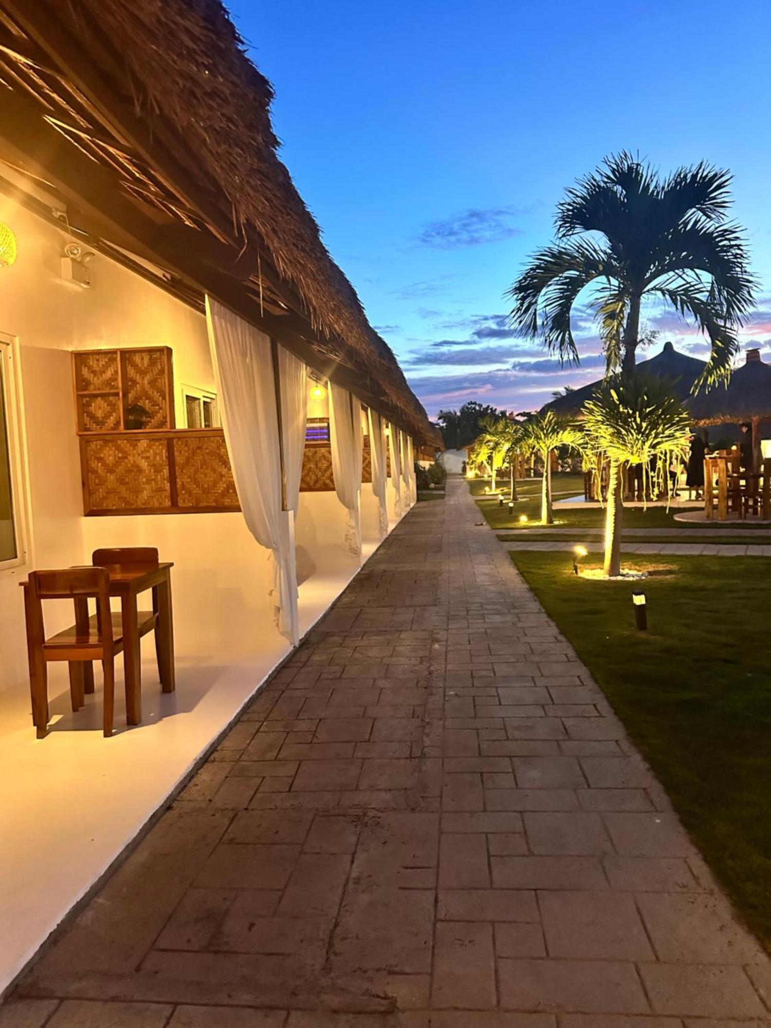 Treeshade Resort & Spa Moalboal Exterior photo